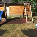 Cosy Avec Terrasse Pour 4 Personnes - Api-1-52-406 Kemping *