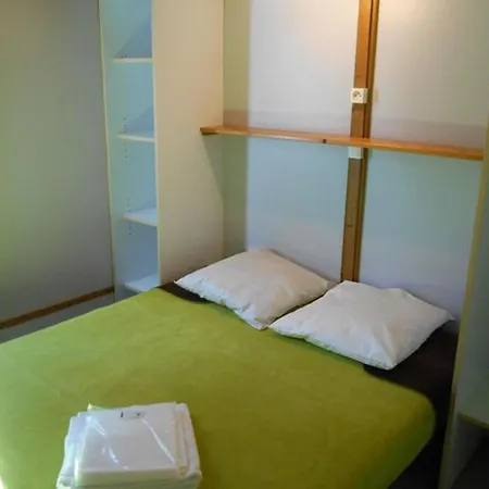 Camping Cosy Avec Terrasse Pour 4 Personnes - Api-1-52-406