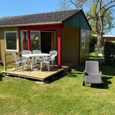 Cosy Avec Terrasse Pour 4 Personnes - Api-1-52-406 *