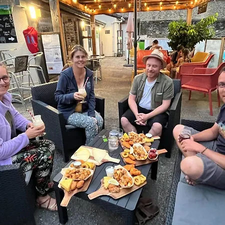 Cosy Avec Terrasse Pour 4 Personnes - Api-1-52-406