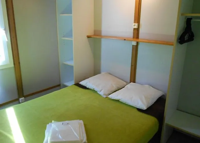 Camping Cosy Avec Terrasse Pour 4 Personnes - Api-1-52-406
