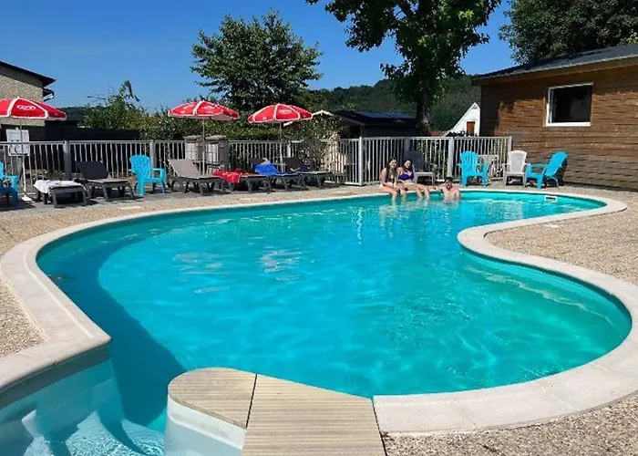 Cosy Avec Terrasse Pour 4 Personnes - Api-1-52-406 Camping